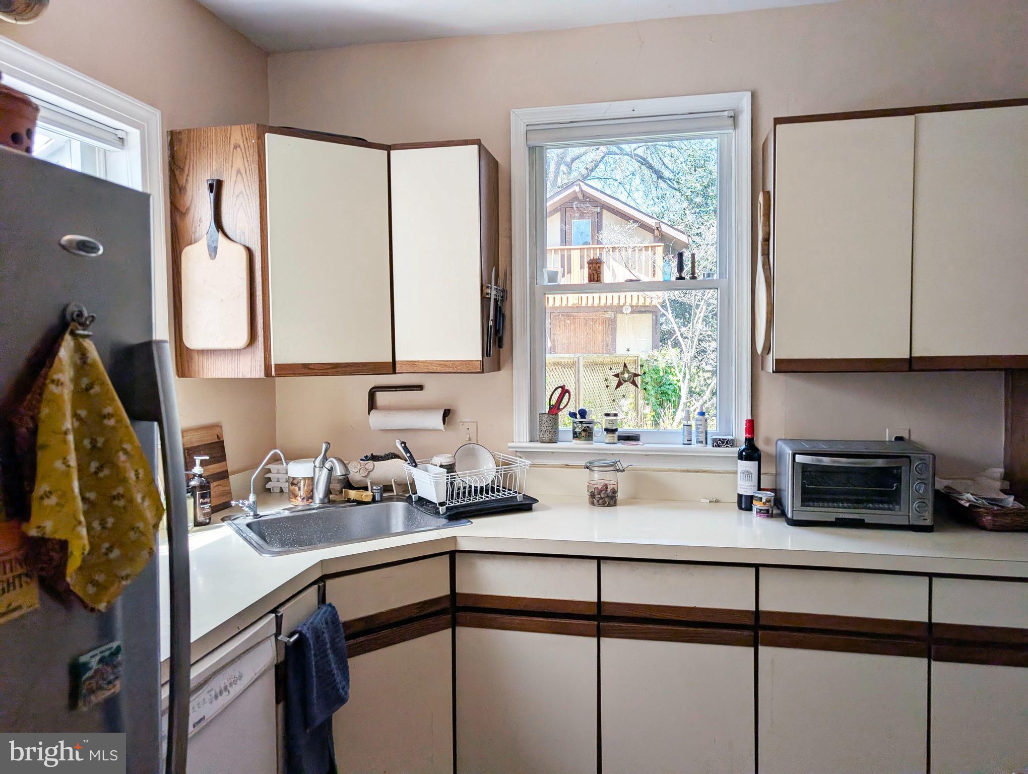 4413 Ridge Street Chevy Chase, MD 20815 - Photo 21 of 38 kitchen