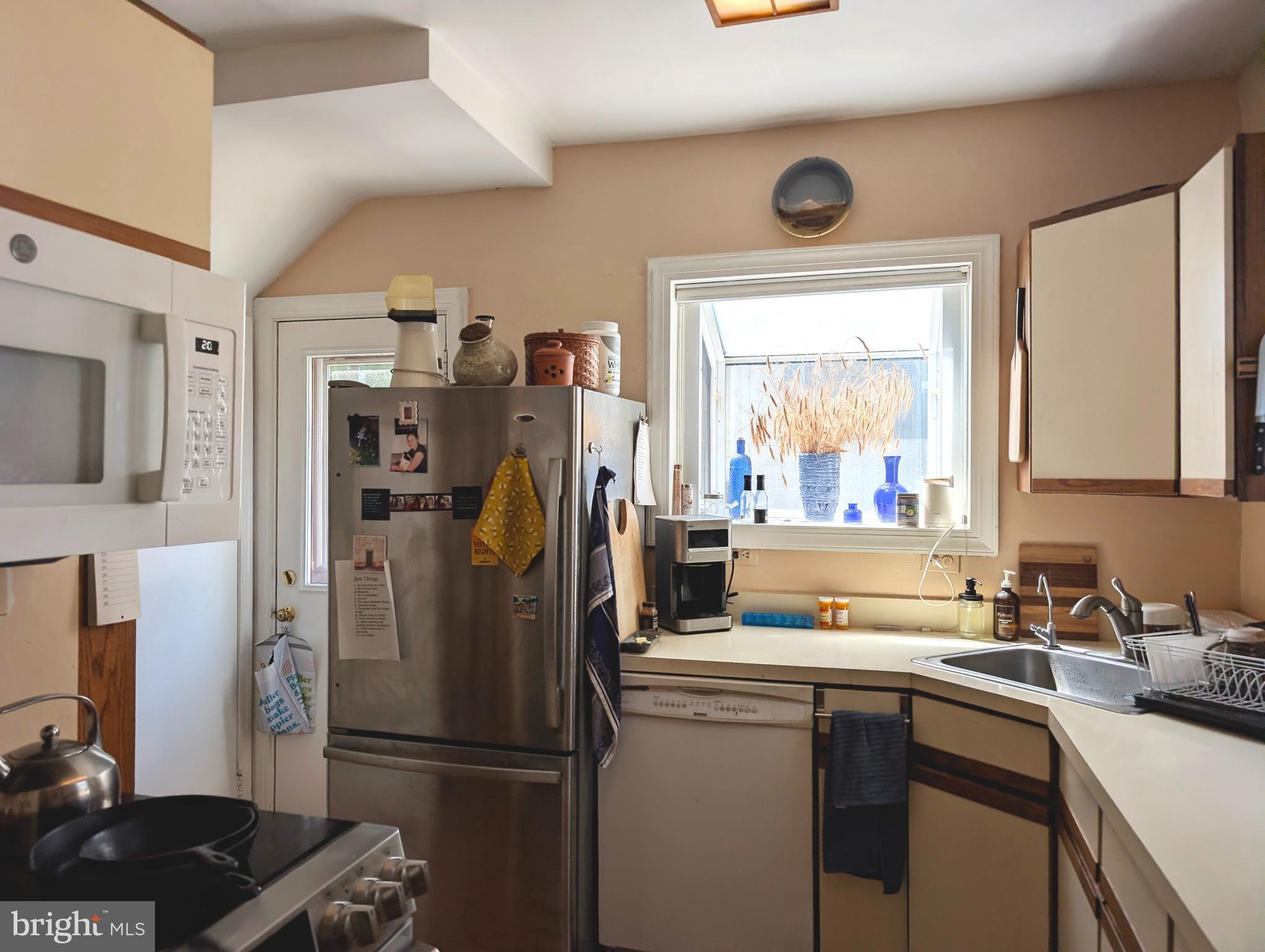 4413 Ridge Street Chevy Chase, MD 20815 - Photo 22 of 38