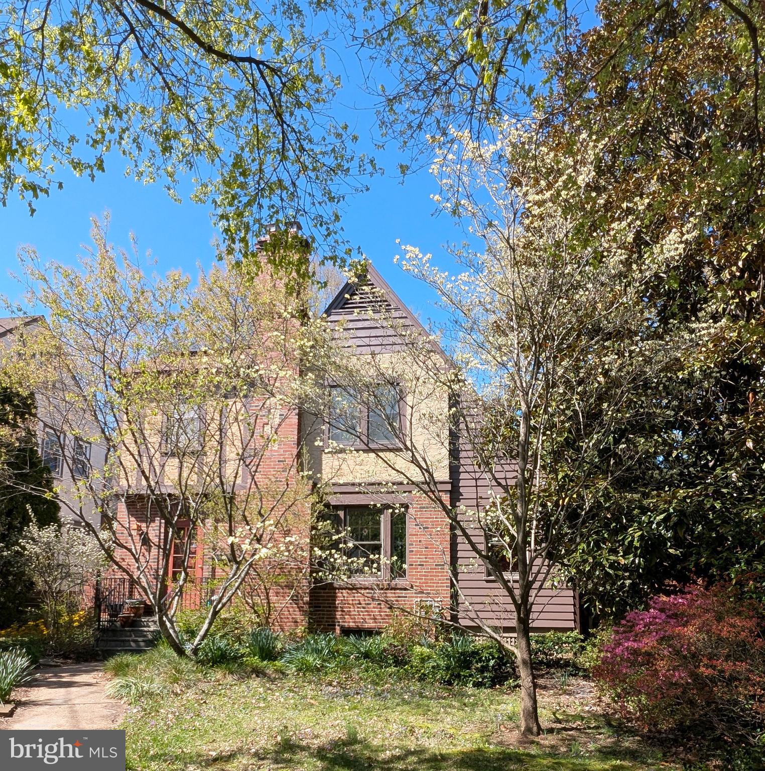 4413 Ridge Street Chevy Chase, MD 20815 - Photo 6 of 38