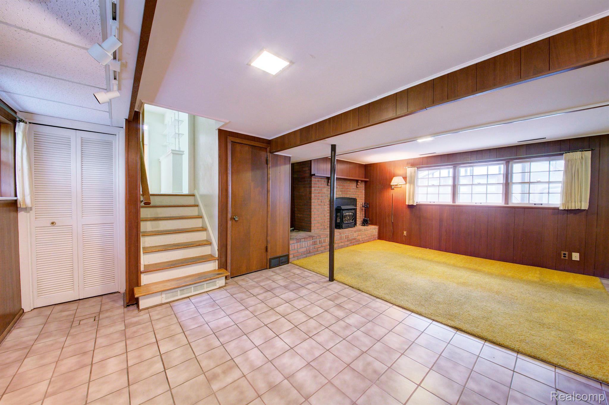 5830 Warren Road Ann Arbor, MI 48105 - Photo 25 of 63 Gallery Image 25