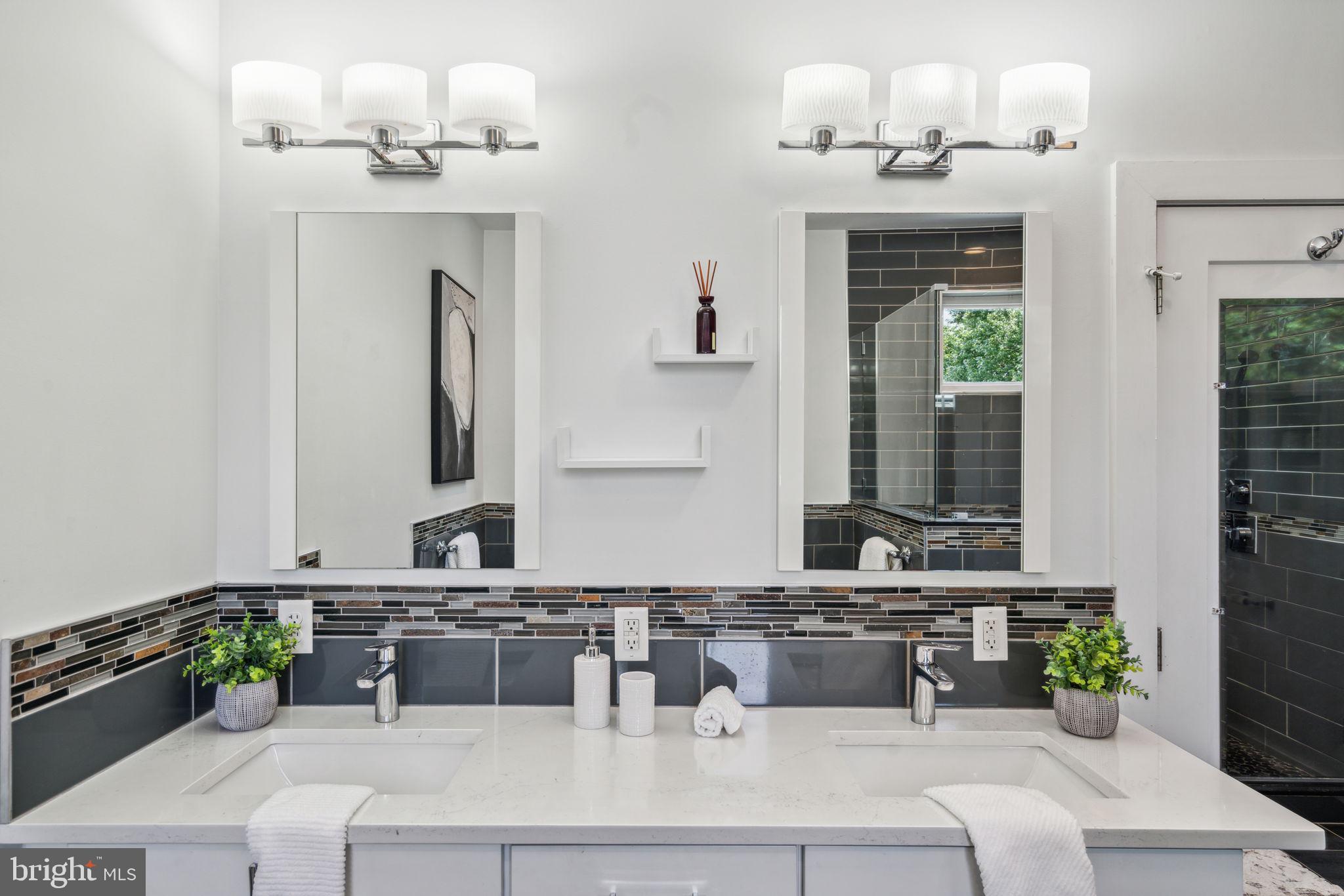 273 Ripka Street Philadelphia, PA 19127 - Photo 27 of 63 Dual Vanity