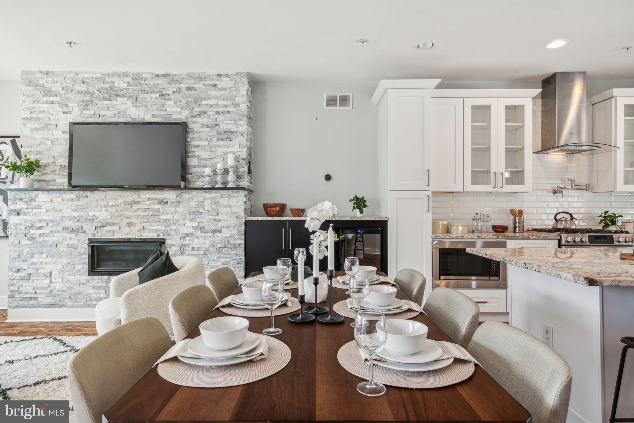 273 Ripka Street Philadelphia, PA 19127 - Photo 3 of 63 Dining Room