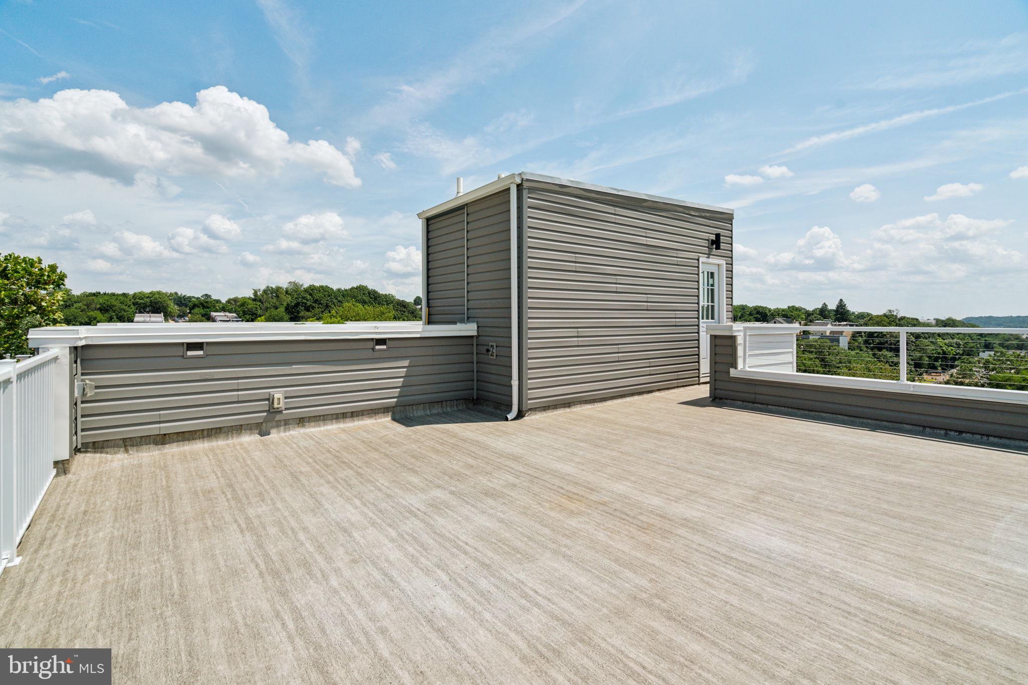 273 Ripka Street Philadelphia, PA 19127 - Photo 33 of 63 Roof Deck
