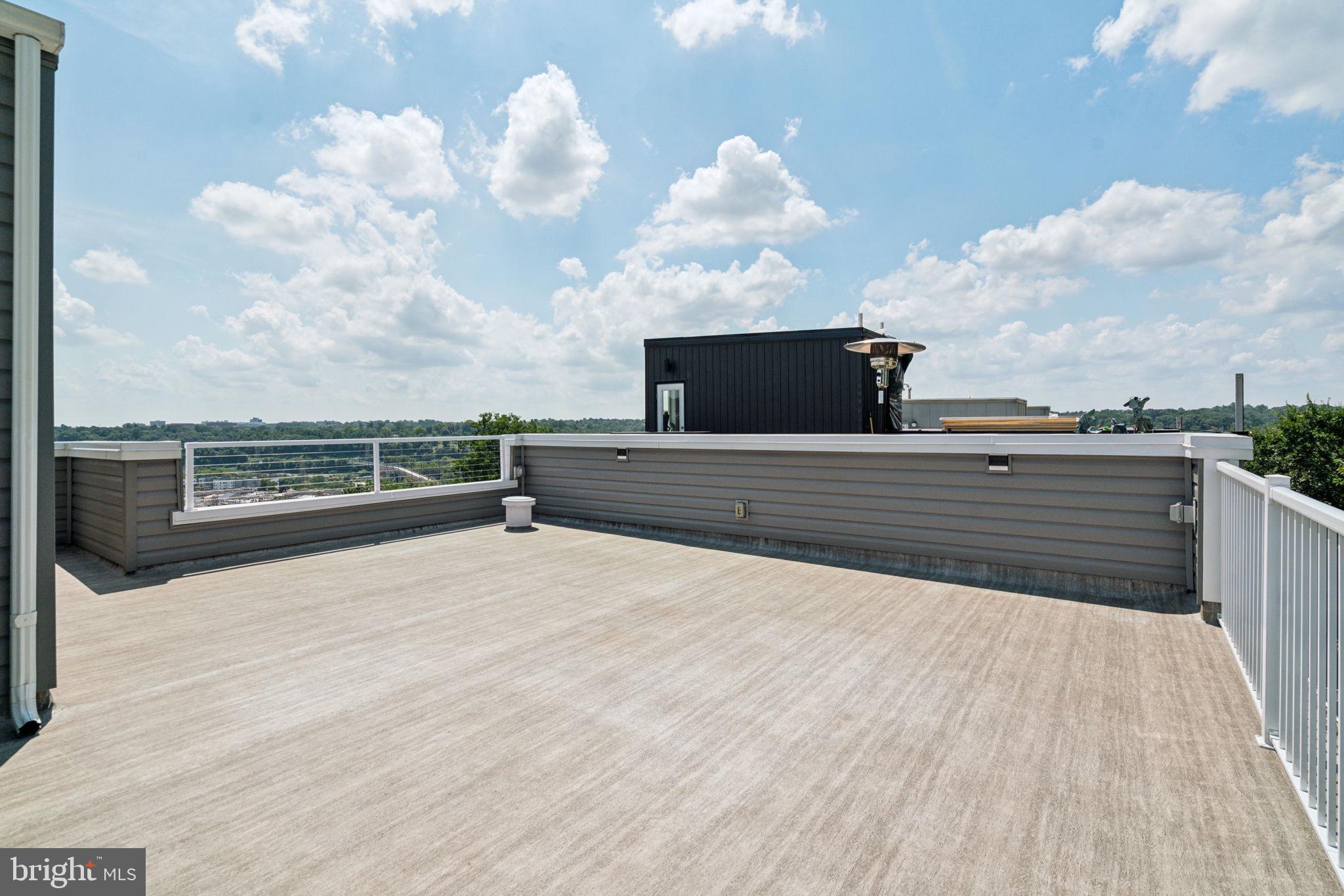 273 Ripka Street Philadelphia, PA 19127 - Photo 34 of 63 Roof Deck