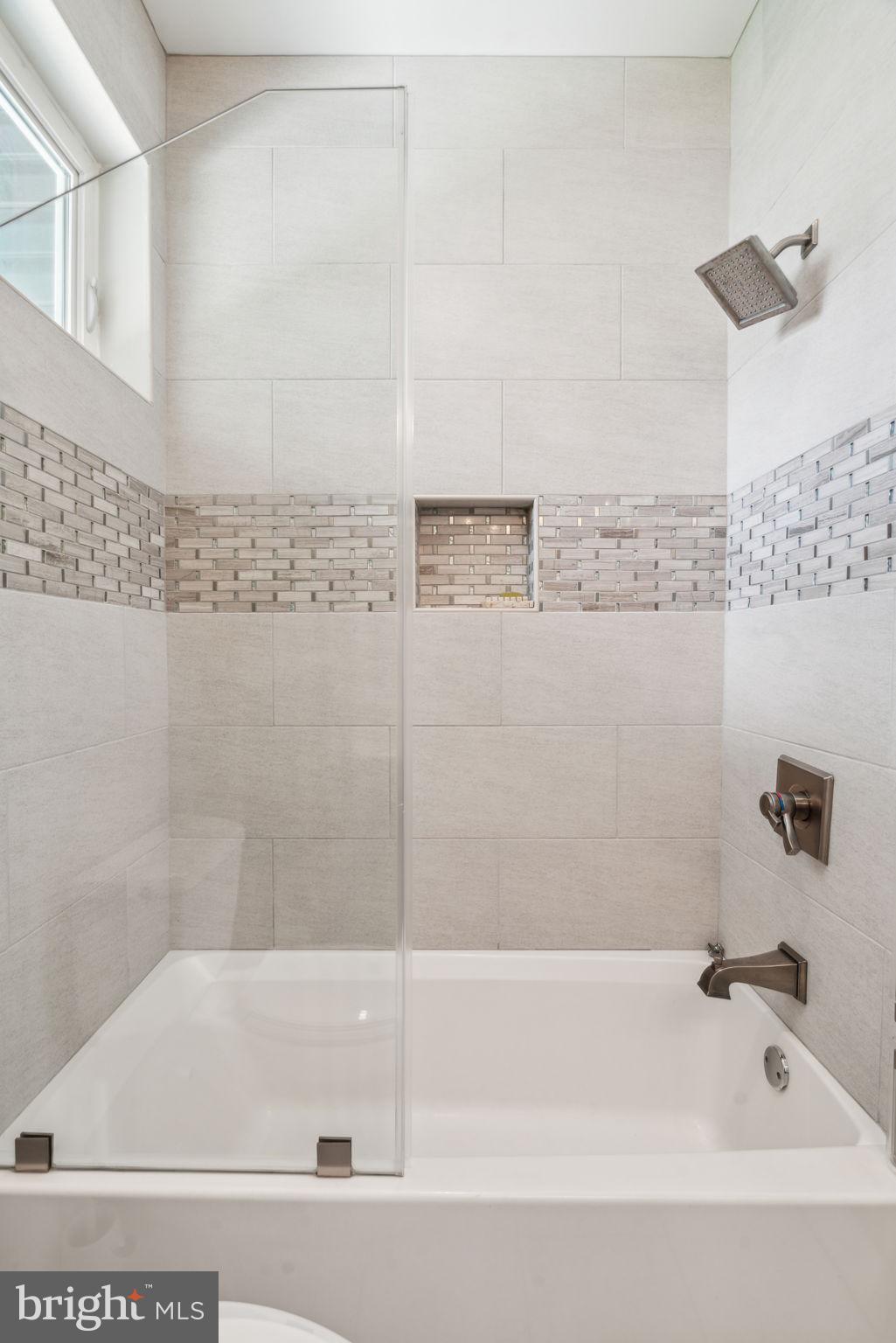 273 Ripka Street Philadelphia, PA 19127 - Photo 42 of 63 2nd Floor Full Bath