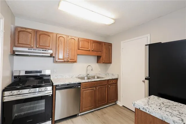 $1,400 | 2719 Greystone Court, Austell, GA 30106