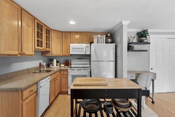 $379,900 | 588 Main Street, Unit 3D, Stoneham, MA 02180