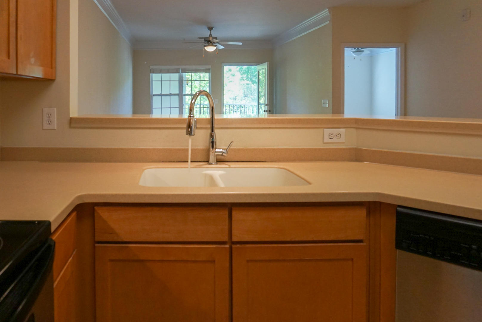 1524 Basildon Road Mount Pleasant, SC 29466 - Photo 8 of 41 LRM_EXPORT_66118712976359_20190417_08090