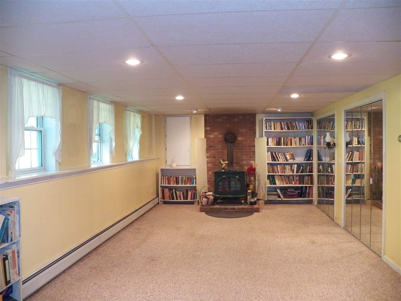 208 West Salisbury Road Salisbury, NH 03268 - Photo 23 of 40