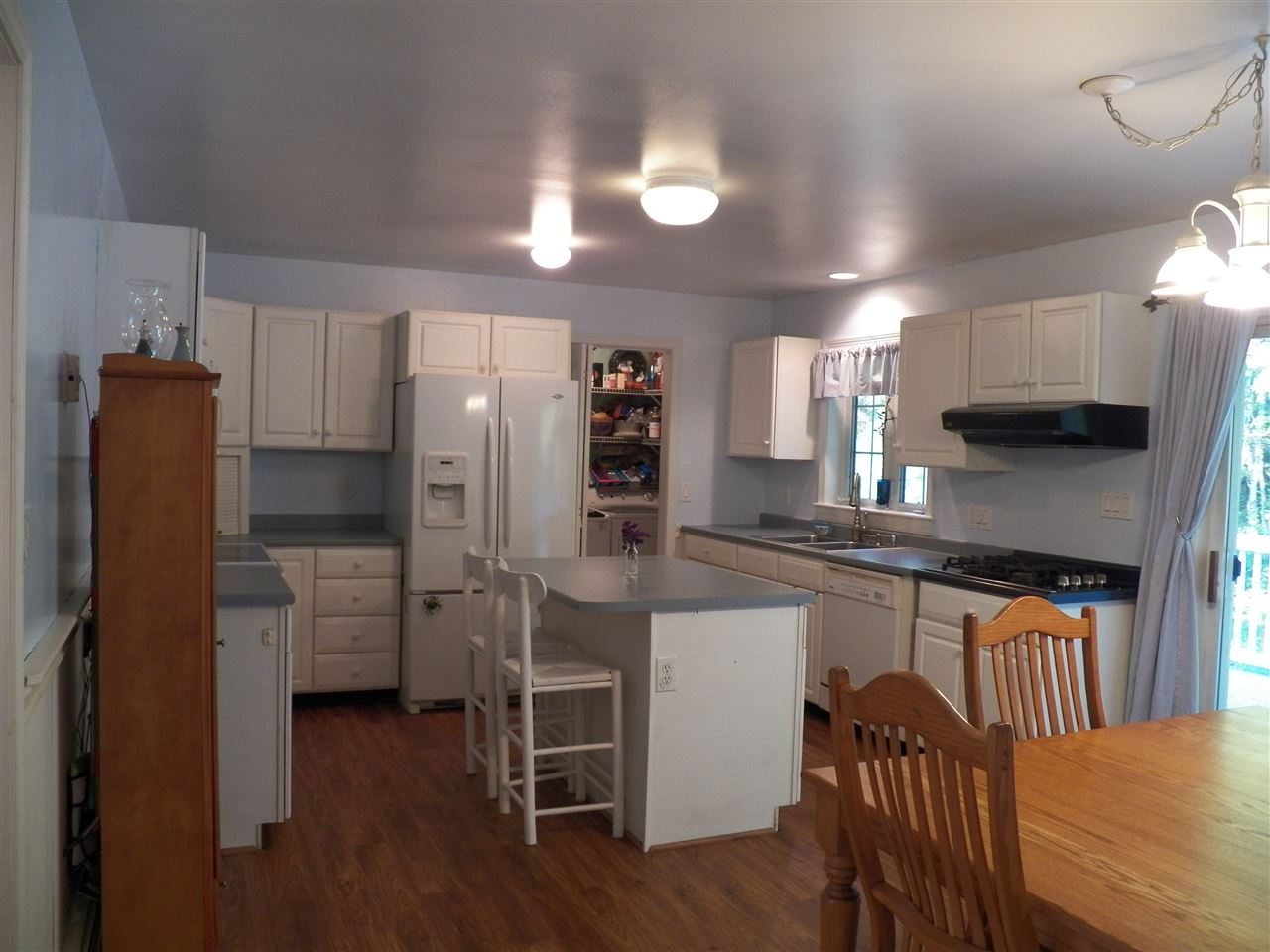 208 West Salisbury Road Salisbury, NH 03268 - Photo 5 of 40