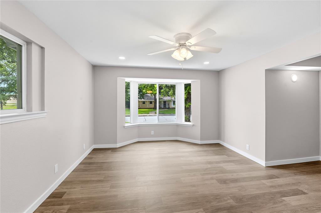702 Austrian Road Grand Prairie, TX 75050 - Photo 14 of 28