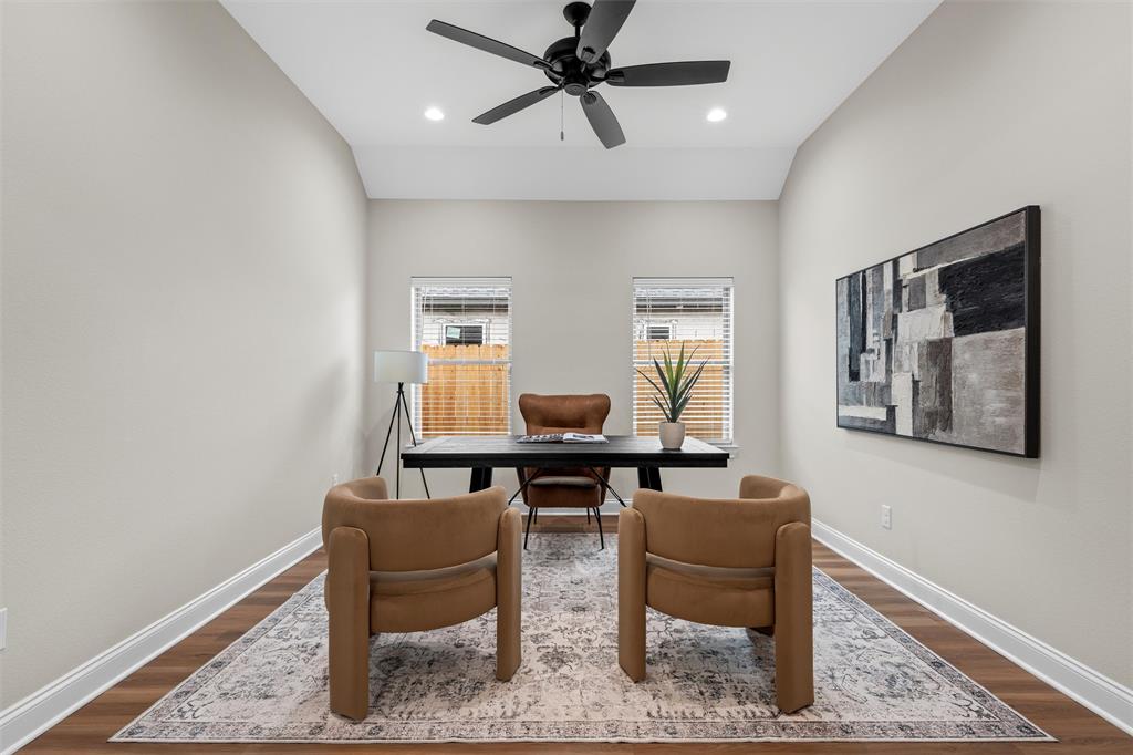1320 Promised Land Road Hewitt, TX 76643 - Photo 10 of 26 a view of a livingroom with furniture