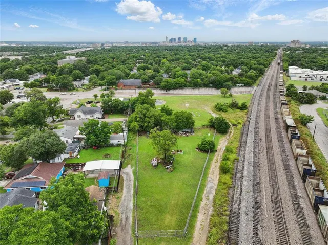 $175,000 | 3120 5th Avenue, Fort Worth, TX 76110