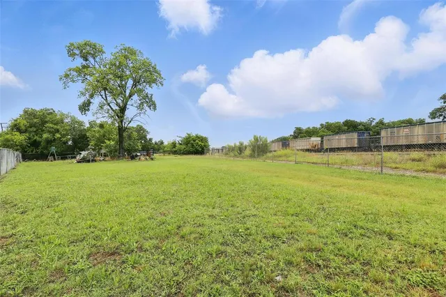 $175,000 | 3120 5th Avenue, Fort Worth, TX 76110