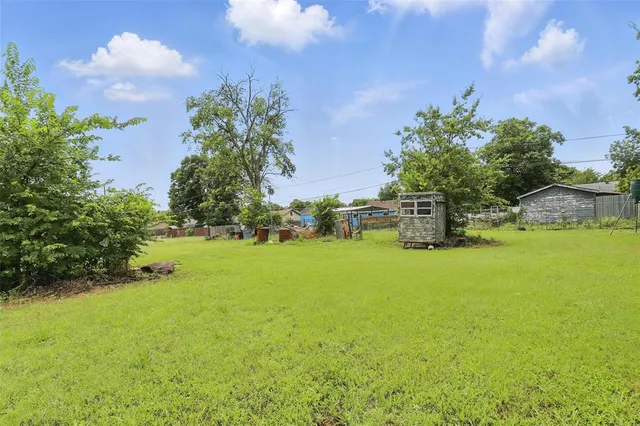 $175,000 | 3120 5th Avenue, Fort Worth, TX 76110