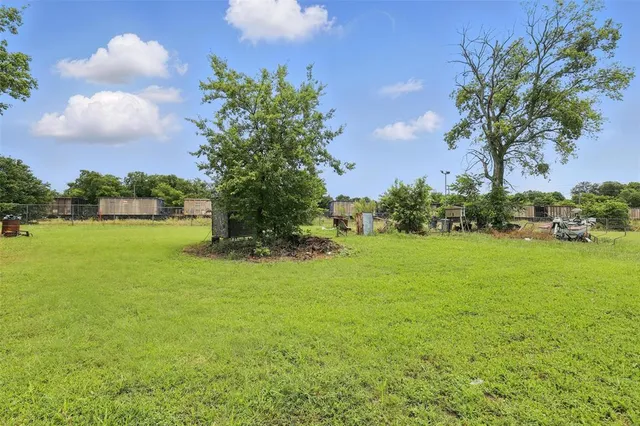 $175,000 | 3120 5th Avenue, Fort Worth, TX 76110