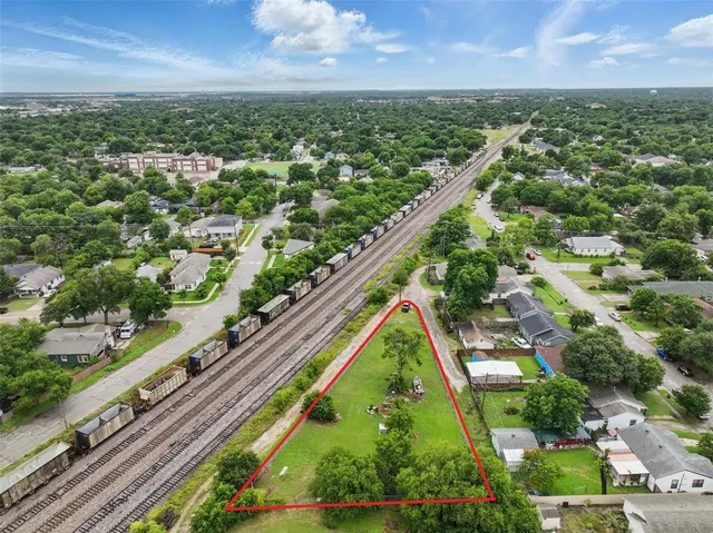 $175,000 | 3120 5th Avenue, Fort Worth, TX 76110