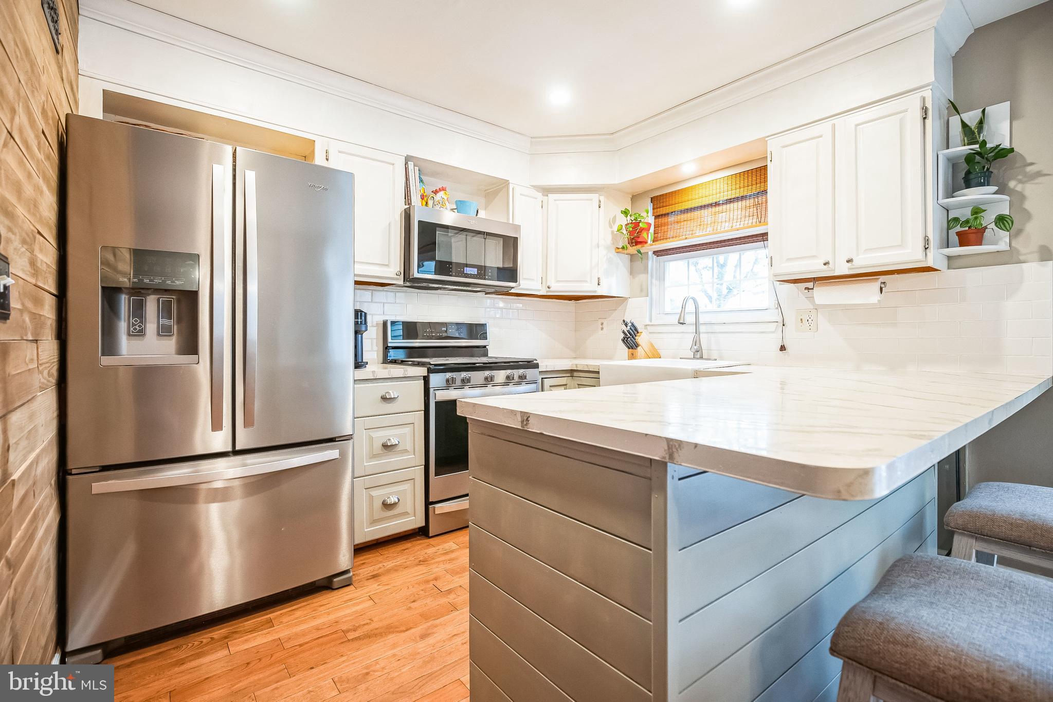 7923 Ridge Avenue, Unit 10 Philadelphia, PA 19128 - Photo 11 of 28 Kitchen