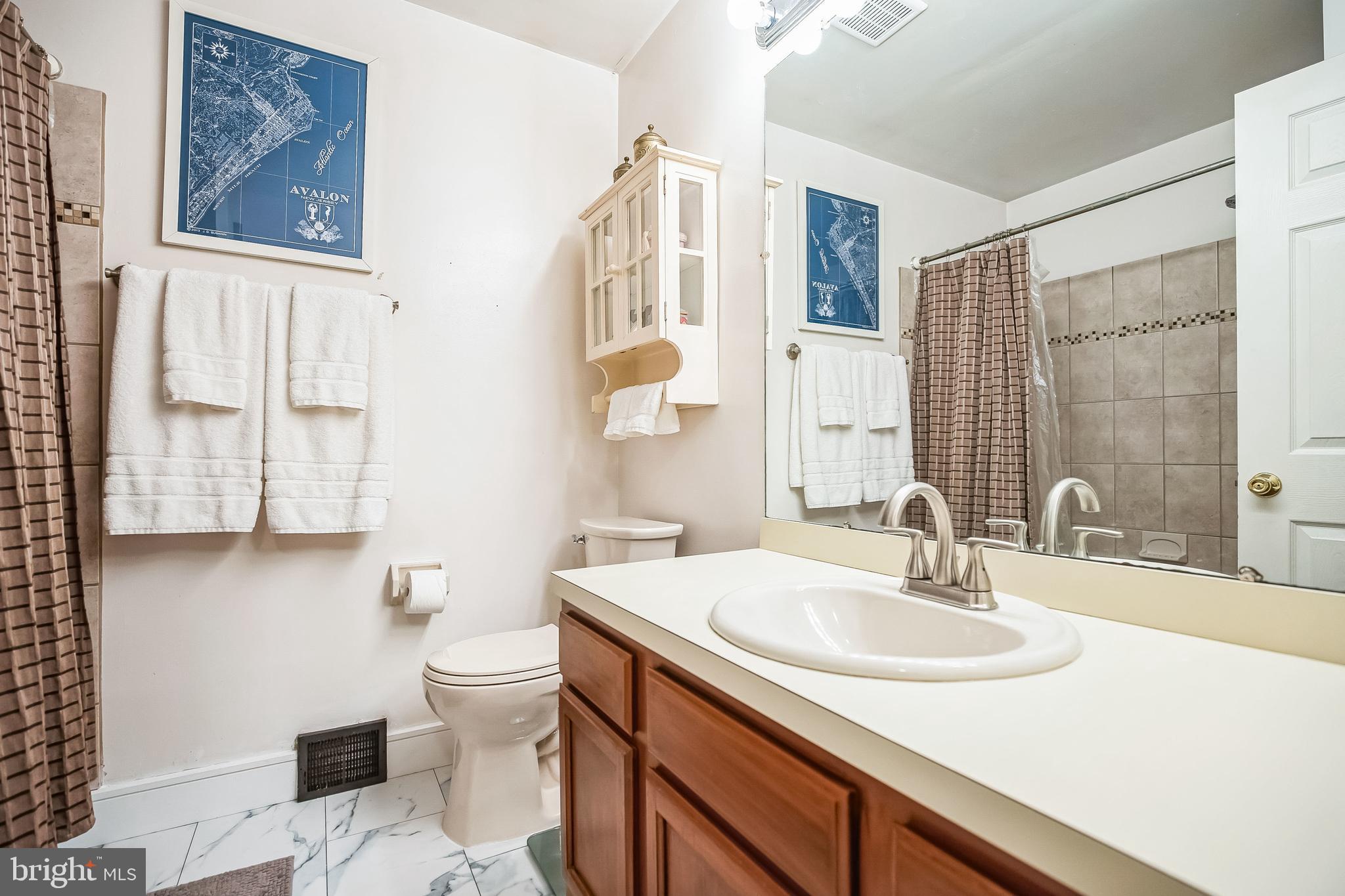 7923 Ridge Avenue, Unit 10 Philadelphia, PA 19128 - Photo 23 of 28 Bath 2