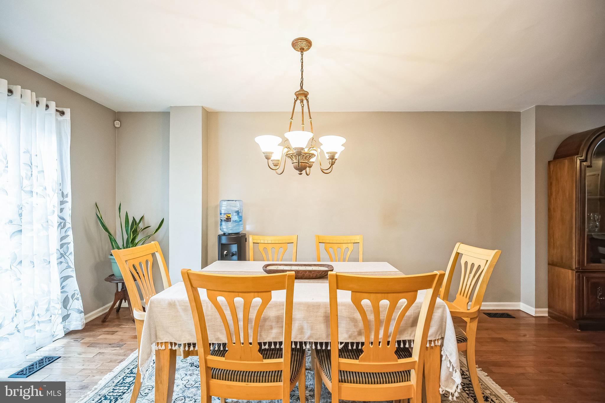 7923 Ridge Avenue, Unit 10 Philadelphia, PA 19128 - Photo 7 of 28 Dining Room