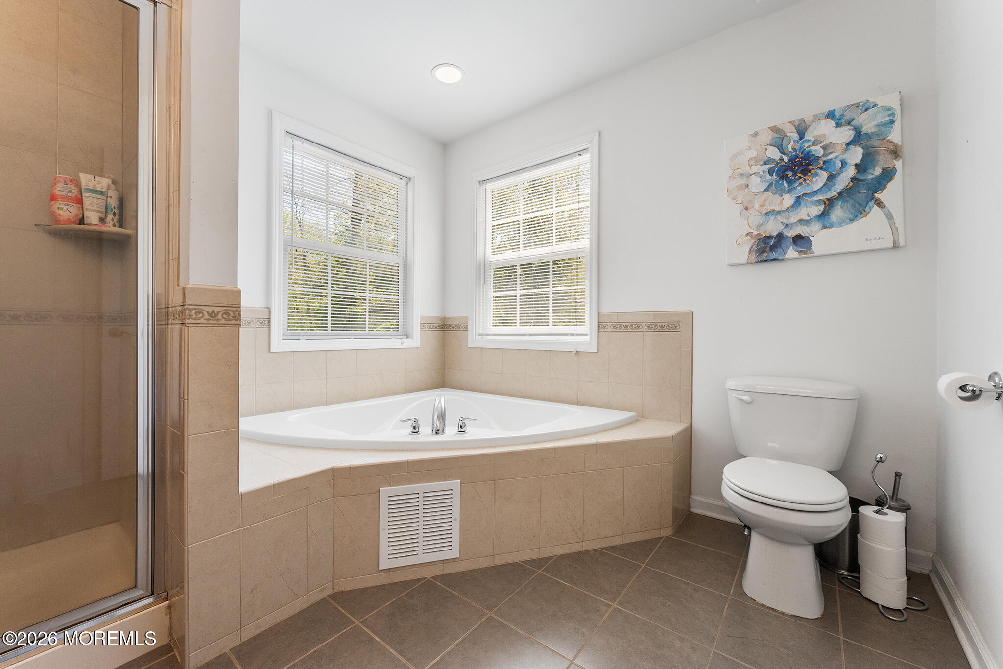 116 Robin Road Neptune Township, NJ 07753 - Photo 30 of 55 116 Robin Rd Neptune, NJ-43