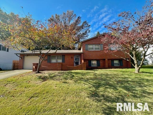 2301 Haverford Road Springfield, IL 62704 - Photo 1 of 25