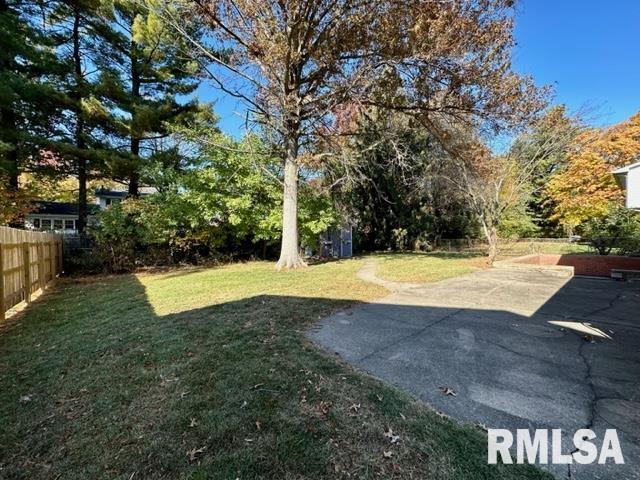 2301 Haverford Road Springfield, IL 62704 - Photo 6 of 25