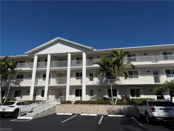 $269,000 | 3032 Sandpiper Bay Circle, Unit G205, Naples, FL 34112