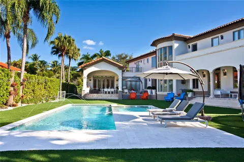 $8,450,000 | 165 Paloma Drive, Coral Gables, FL 33143