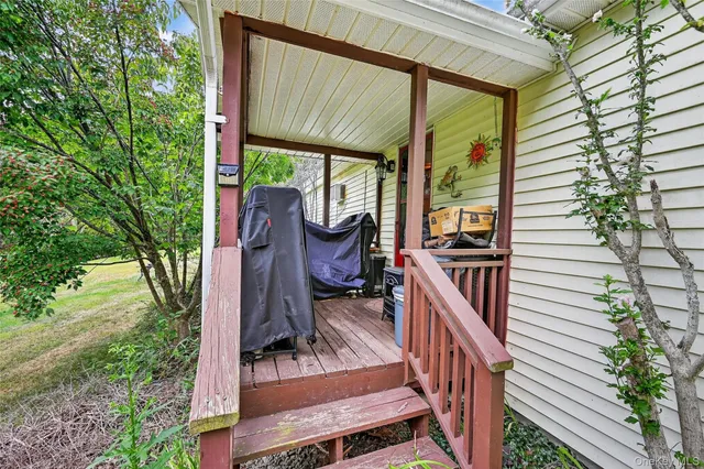 a view of outdoor sitting area