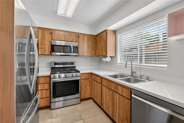 $525,000 | 530 Golden Springs Drive, Unit F, Diamond Bar, CA 91765