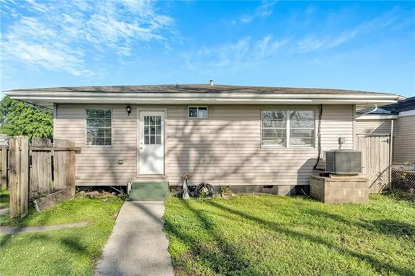 $225,000 | 1012 Center Street, Arabi, LA 70032