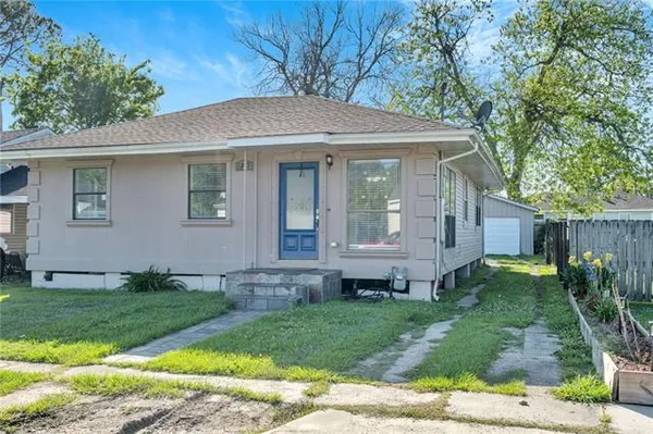 $225,000 | 1012 Center Street, Arabi, LA 70032