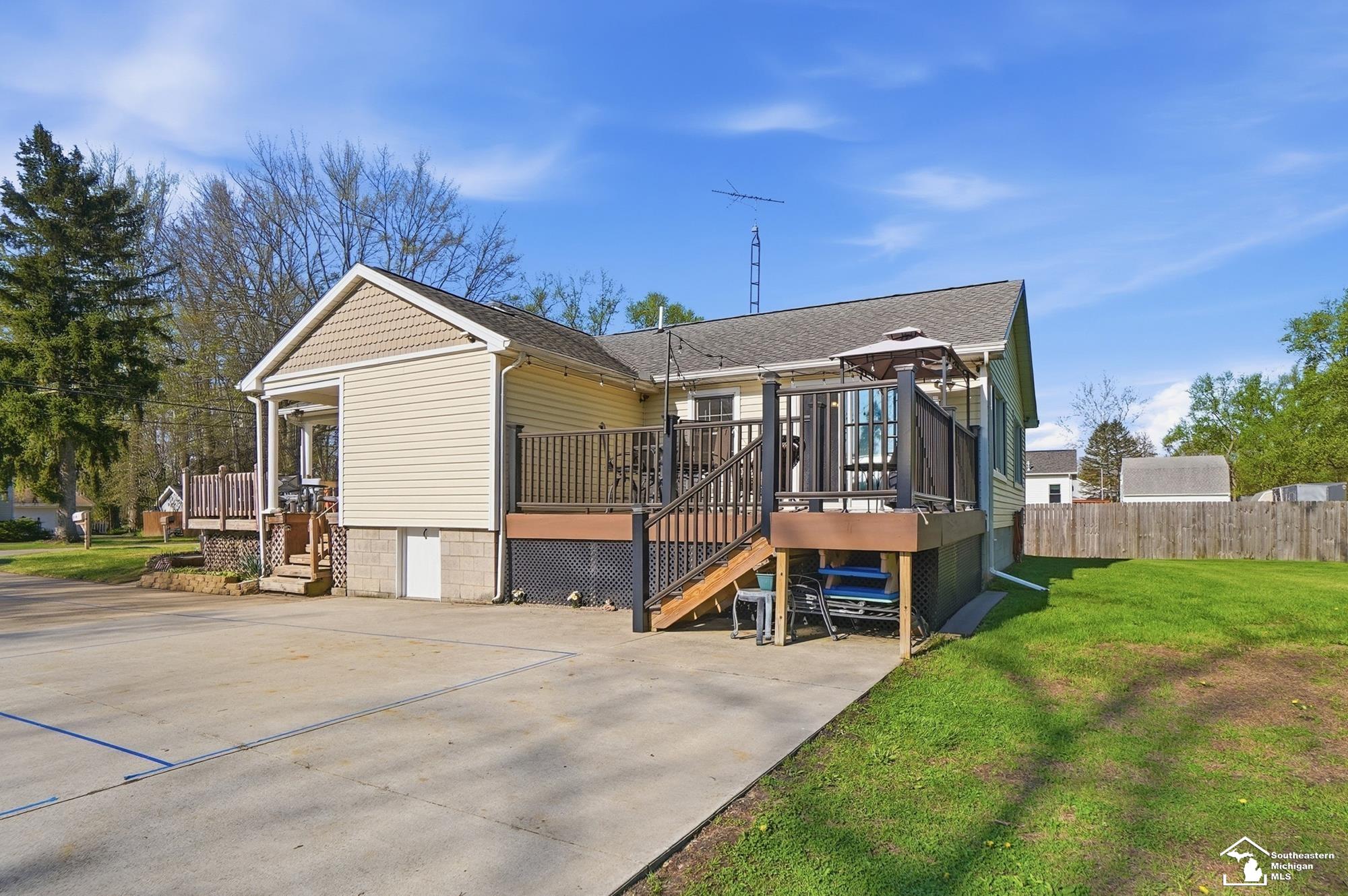 660 Pickard Road Temperance, MI 48182 - Photo 51 of 63