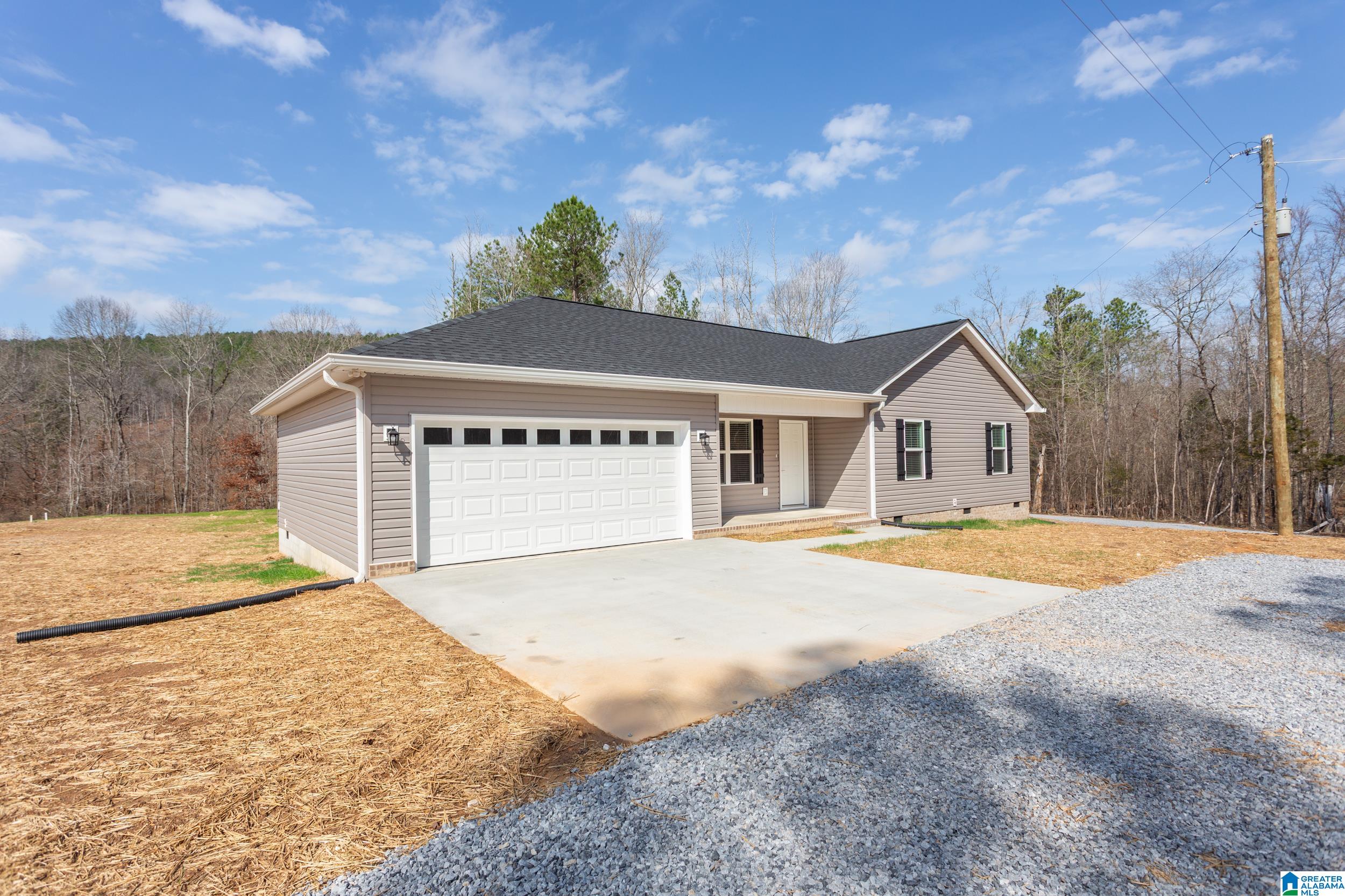 8215 Boiling Springs Road Ohatchee, AL 36271 - Photo 2 of 36