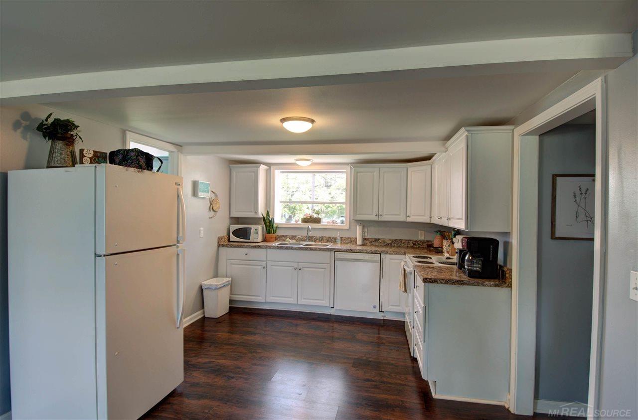7385 Beechwood Road Lexington, MI 48450 - Photo 7 of 20 50077985-6.JPG