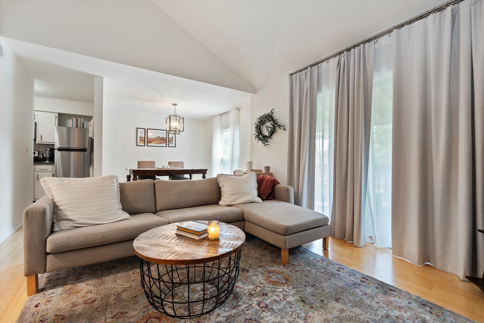 325 Summit Ridge Circle Nashville, TN 37215 - Photo 2 of 25 a living room with furniture and a window