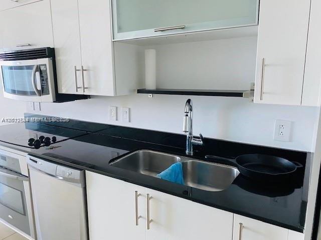 60 Southwest 13th Street, Unit 3622 Miami, FL 33130 - Photo 4 of 20