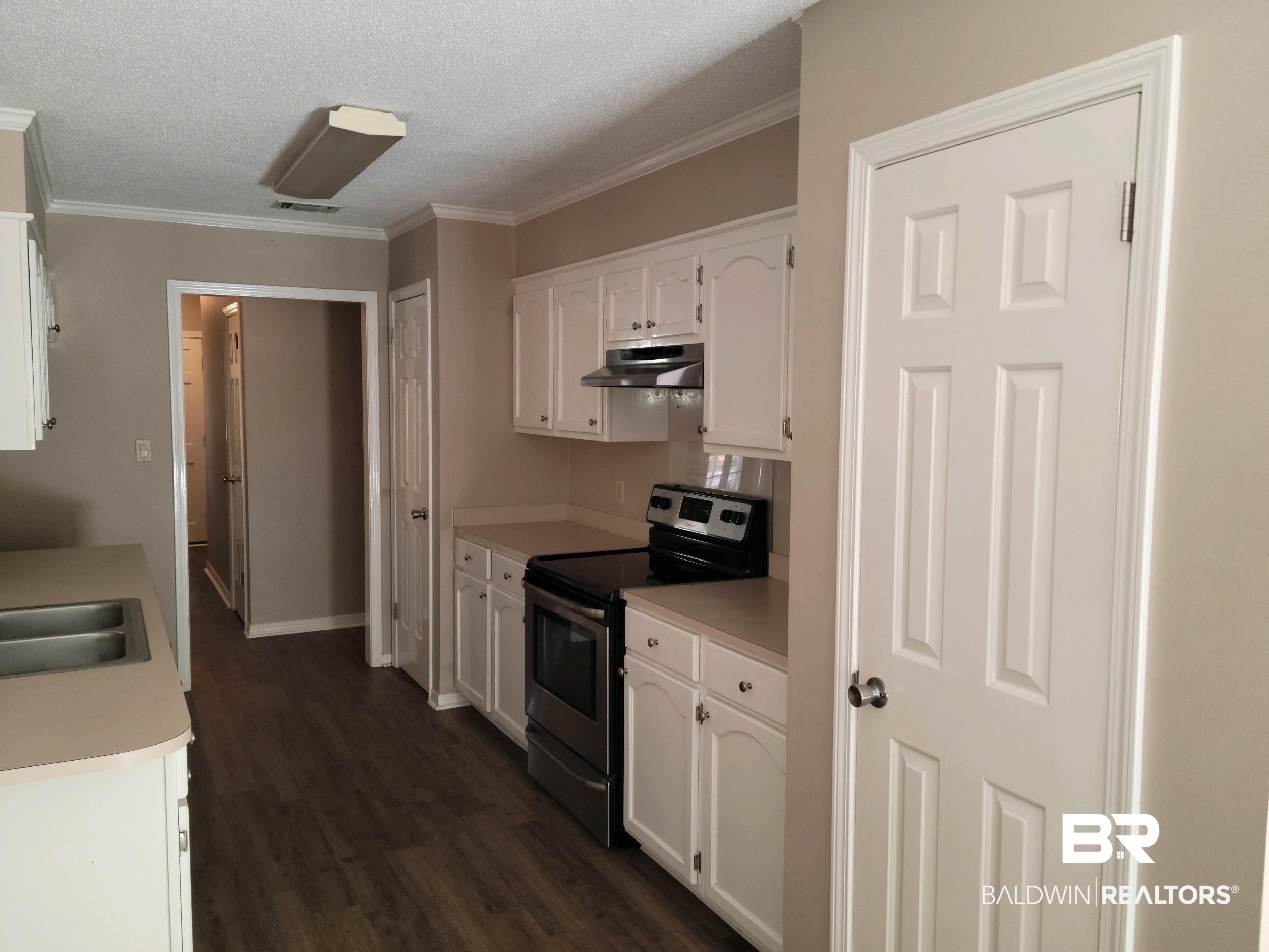 459 Ridgewood Drive Daphne, AL 36526 - Photo 4 of 18