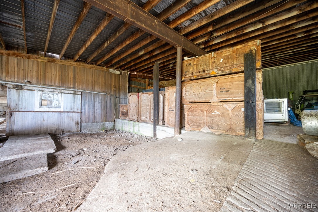 13050 Big Tree Road Wales, NY 14037 - Photo 31 of 50 Covered area