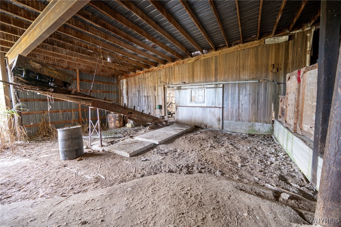13050 Big Tree Road Wales, NY 14037 - Photo 32 of 50 Covered area
