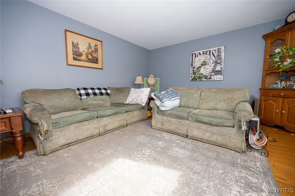 $749,900 | 13050 Big Tree Road, Wales, NY 14037