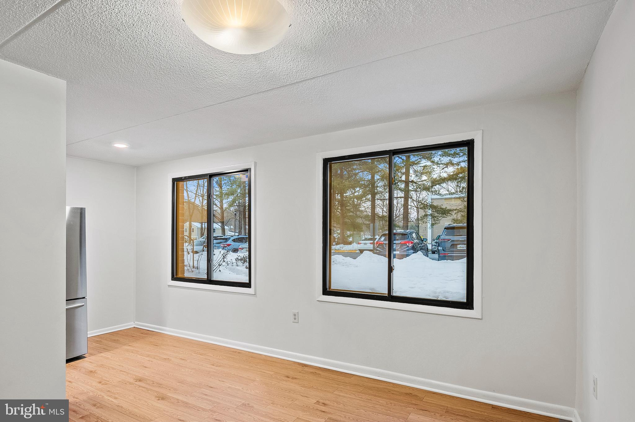5232 West Running Brook Road, Unit 101 Columbia, MD 21044 - Photo 10 of 39 Dining to Kitchen