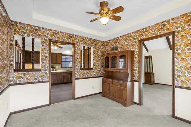 $375,000 | 1007 Wyckwood Drive, Liberty, MO 64068