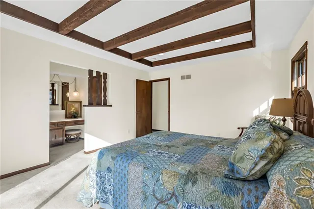 $375,000 | 1007 Wyckwood Drive, Liberty, MO 64068