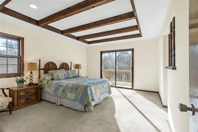 $375,000 | 1007 Wyckwood Drive, Liberty, MO 64068