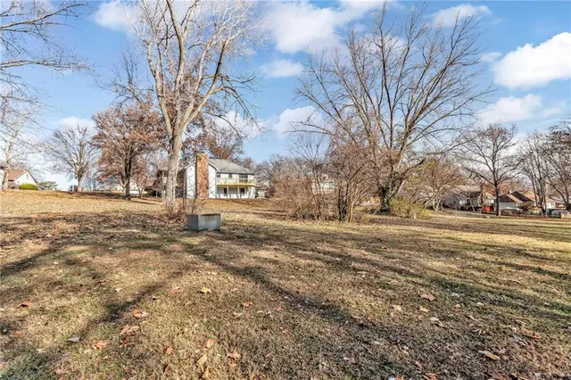 $375,000 | 1007 Wyckwood Drive, Liberty, MO 64068