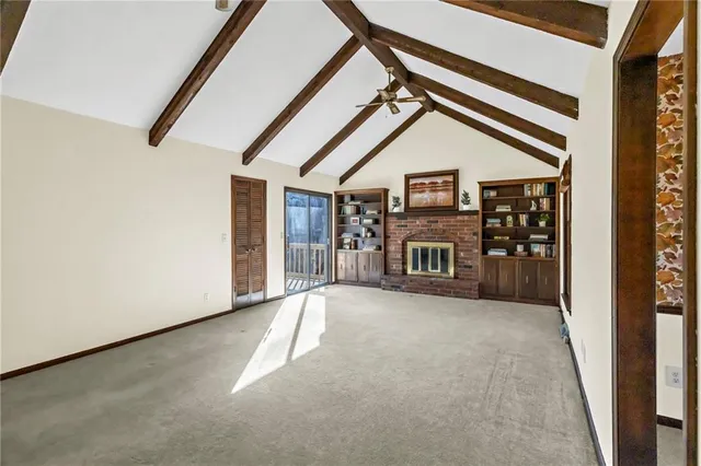 $375,000 | 1007 Wyckwood Drive, Liberty, MO 64068