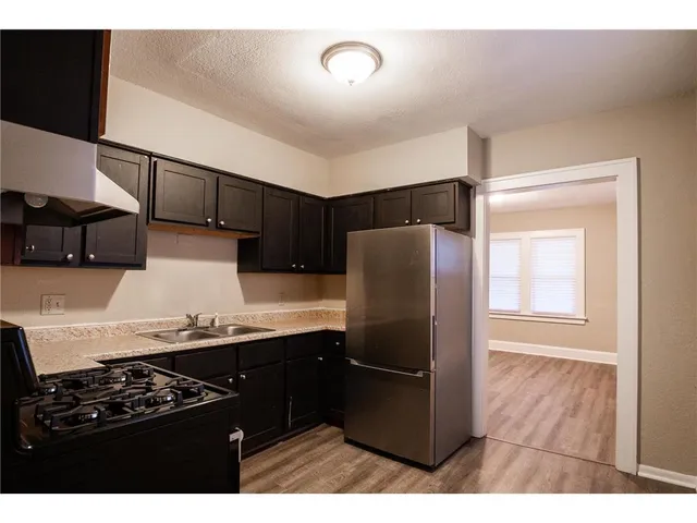 $2,399 | 3547 North Girard Avenue, Minneapolis, MN 55412