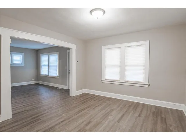 $2,399 | 3547 North Girard Avenue, Minneapolis, MN 55412